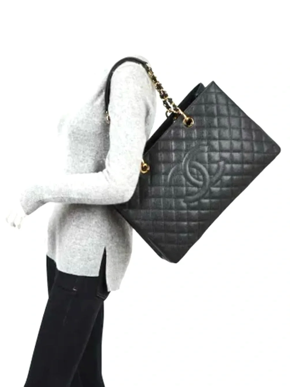CHANEL authentic caviar